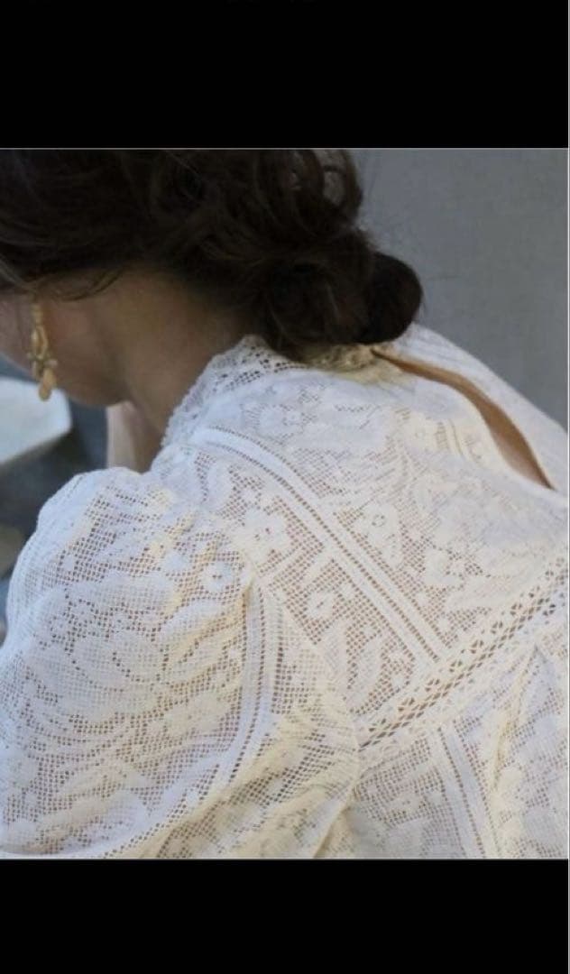 極美品ハグオーワー×ヌキテパアンティークレース調ブラウス