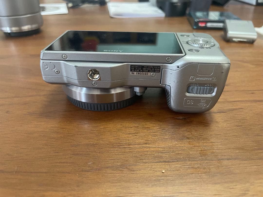 SONY α NEX-5N シルバー　ミラーレス一眼