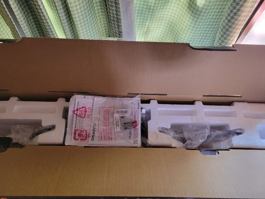 訳あり GIGABYTE AORUS FV43U 43インチ ゲーミングモニター