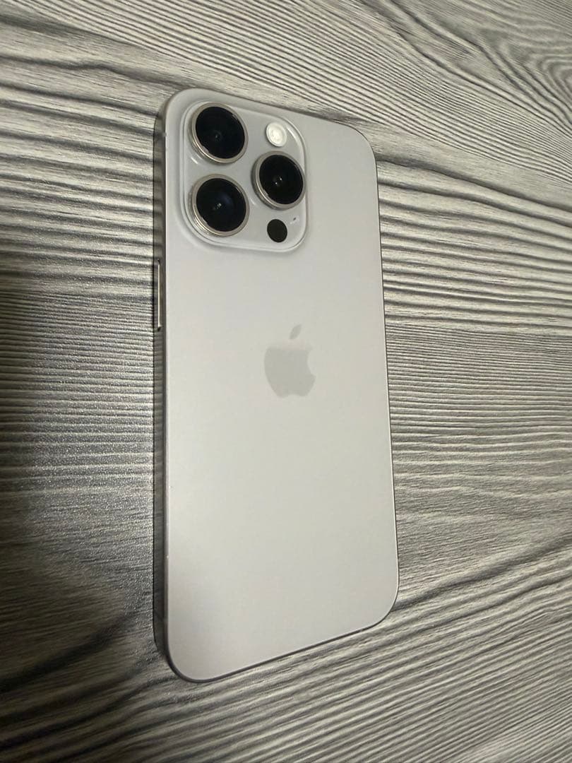 [メモリー] Apple iPhone 15 Pro 本体　128GB