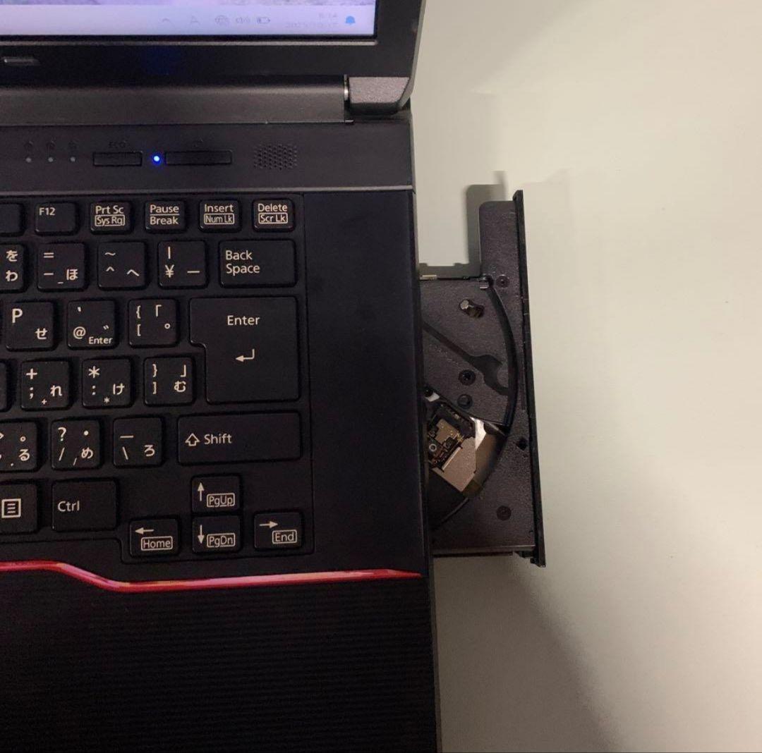 富士通　DVD 爆速SSD Windows11 ノートパソコン Core i5