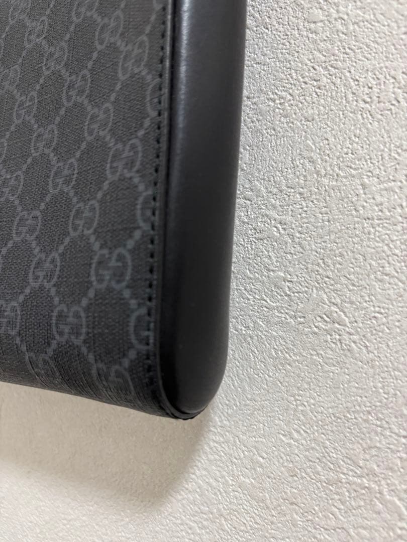 GUCCI スモール メッセンジャー ショルダーバッグ GGスプリーム ブラック