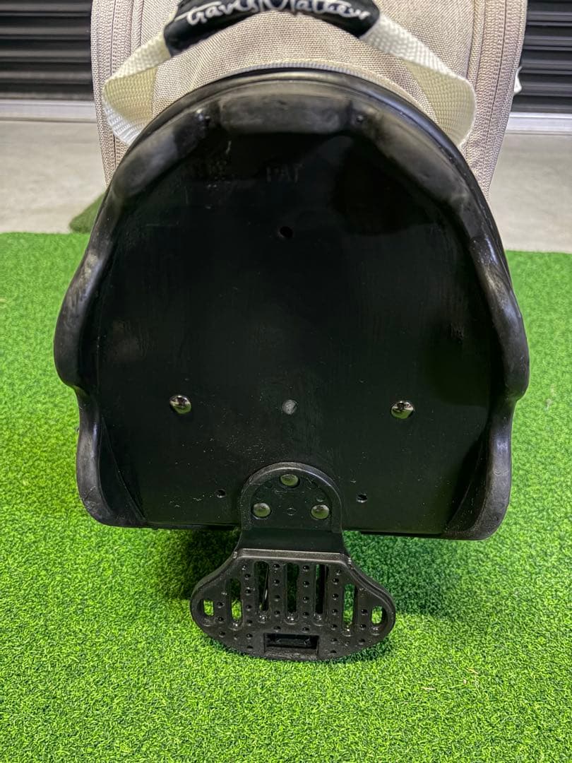 トラビスマシュー　キャディーバッグ