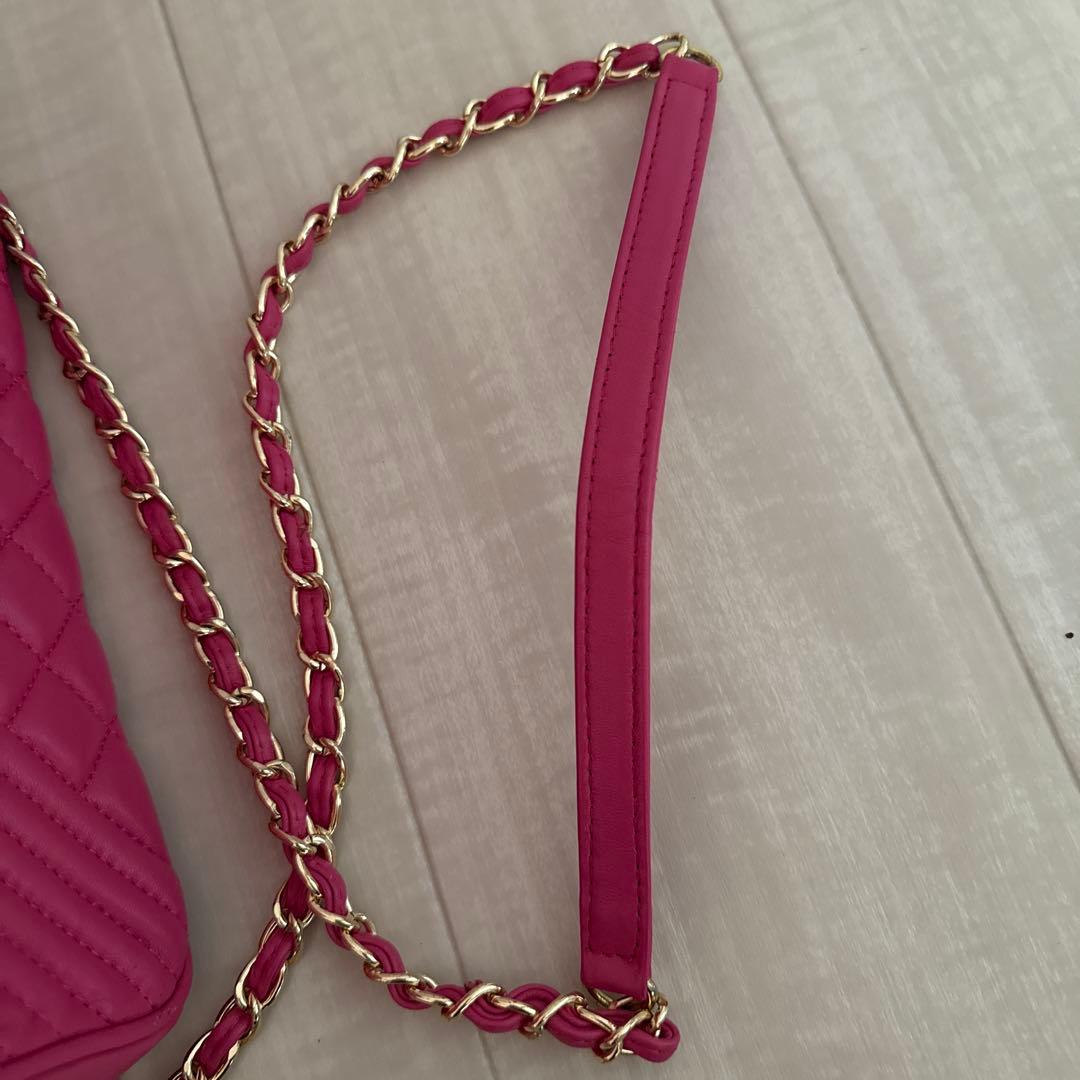 CCマーク　ピンクバック　ショルダー　ボディクロス