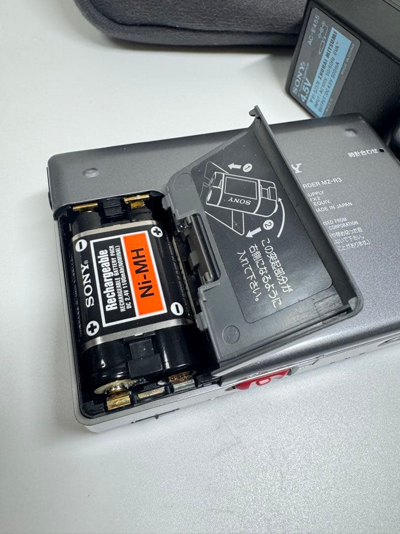 SONY ポータブルMDプレーヤー MZ-R3