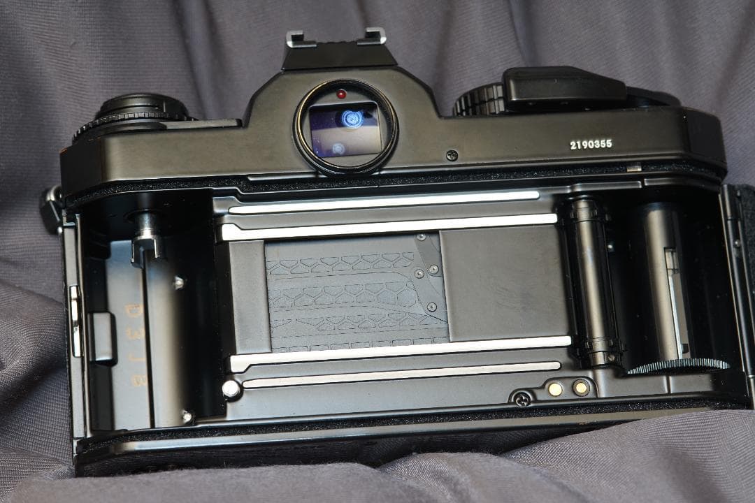 フィルムカメラ Nikon FE2 ai nikkor 50mm f2