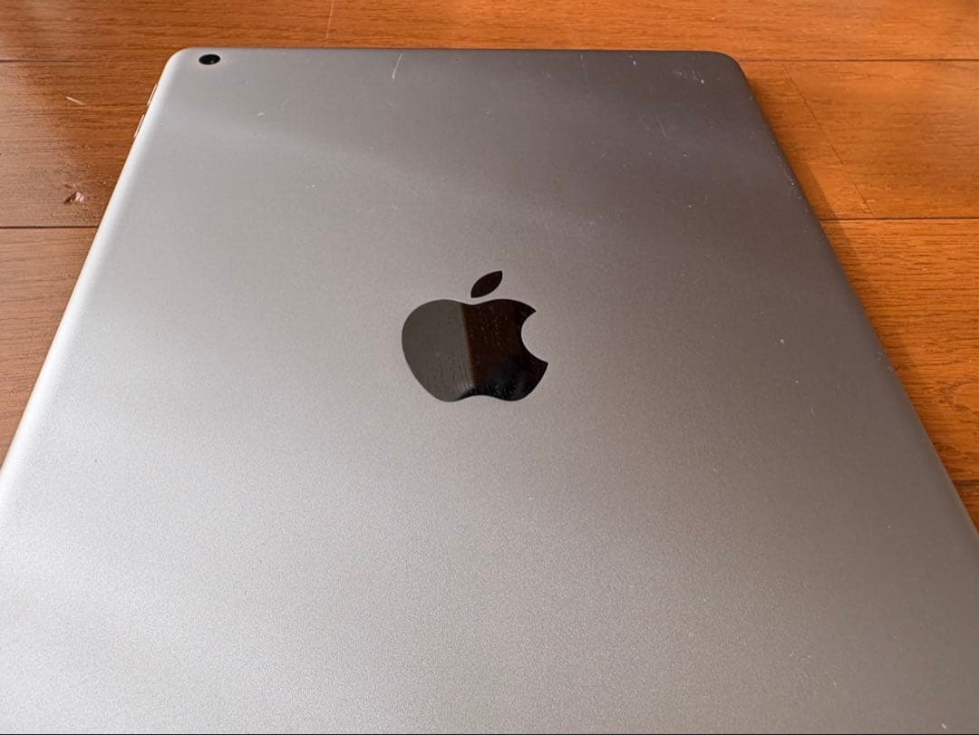 iPad 本体 128GB 第6世代