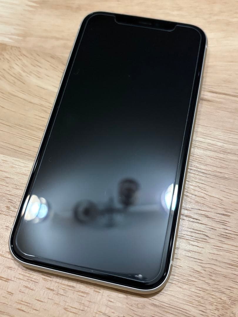 iPhone 11 128GB SIMフリー ホワイト 白