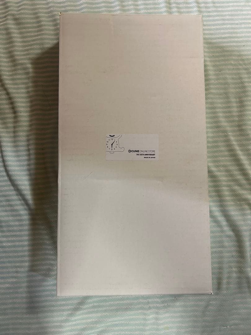 新品！ 希少　レア　CUNE 6時6分　掛け時計風　インテリア　飾り　ウサギ