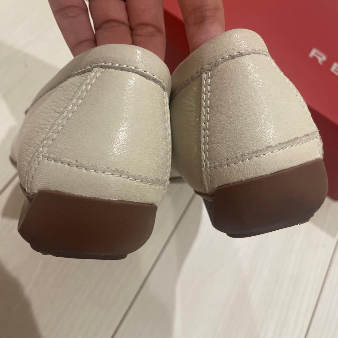 REGAL アイボリー レザー ローファー　F02Q