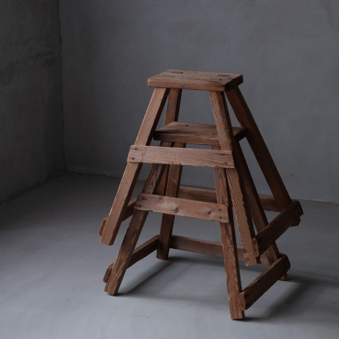 杉材 古いスツール B　椅子 チェア 展示台 花台 古家具 古民具 古道具 骨董