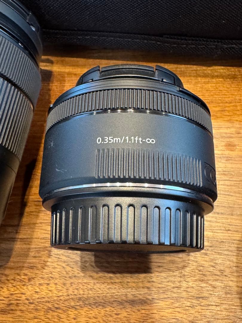 CanonEOS 9000D デジタル一眼レフカメラ　18-135 IS USM