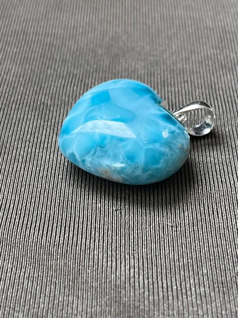 天然石☆高品質！ラリマーハート型ペンダントトップ☆濃いブルー＆模様が美しい！