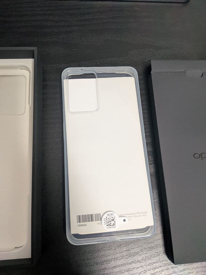 OPPO Reno7 本体 ケース付き