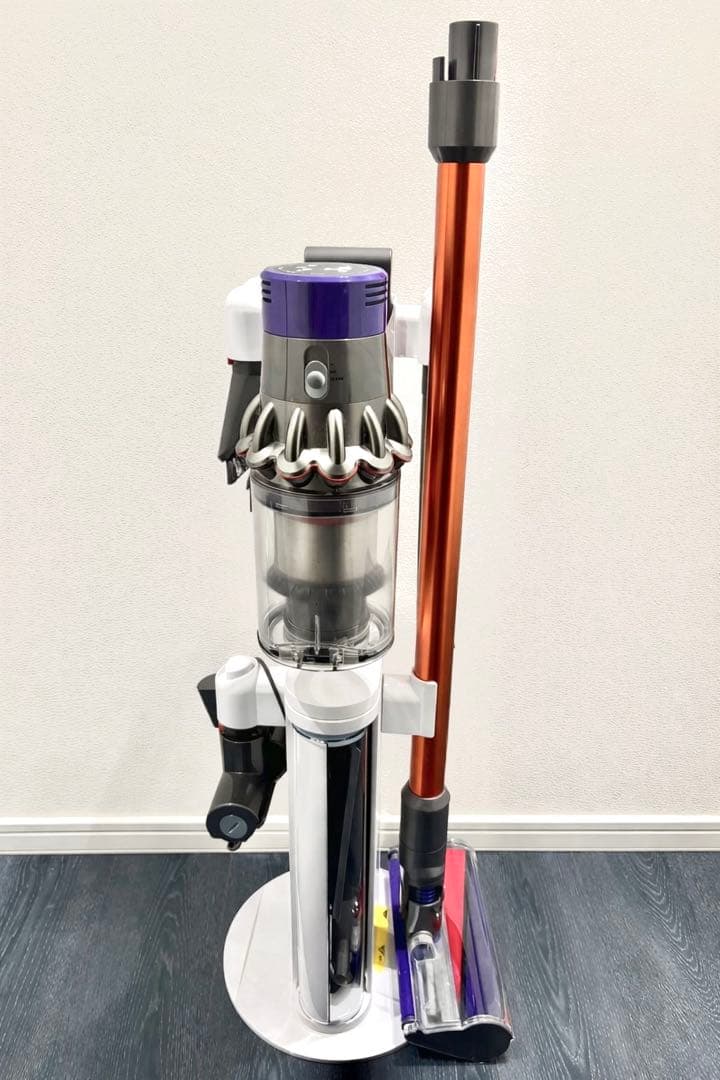DYSON V10 fluffy cyclone ダイソン掃除機 ドック付き