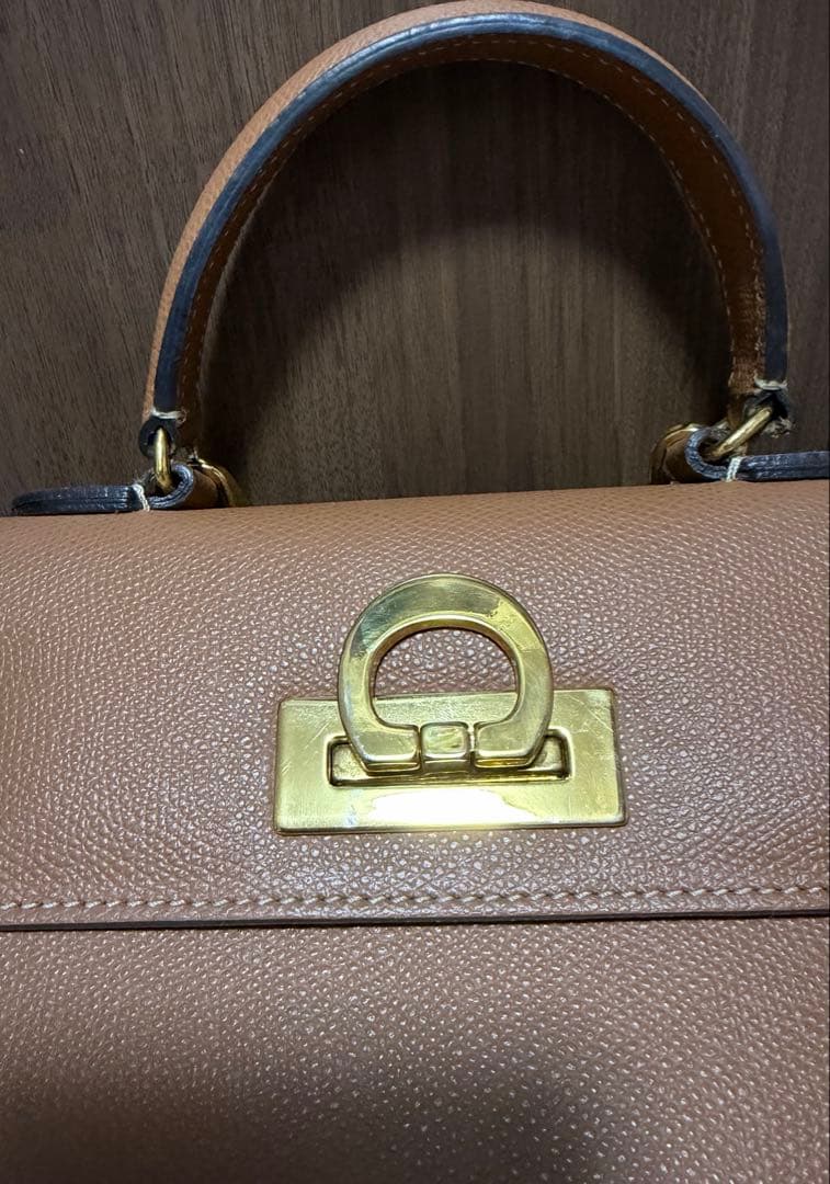 Carbotti★ 美品 GRETA 245 ハンドバッグ