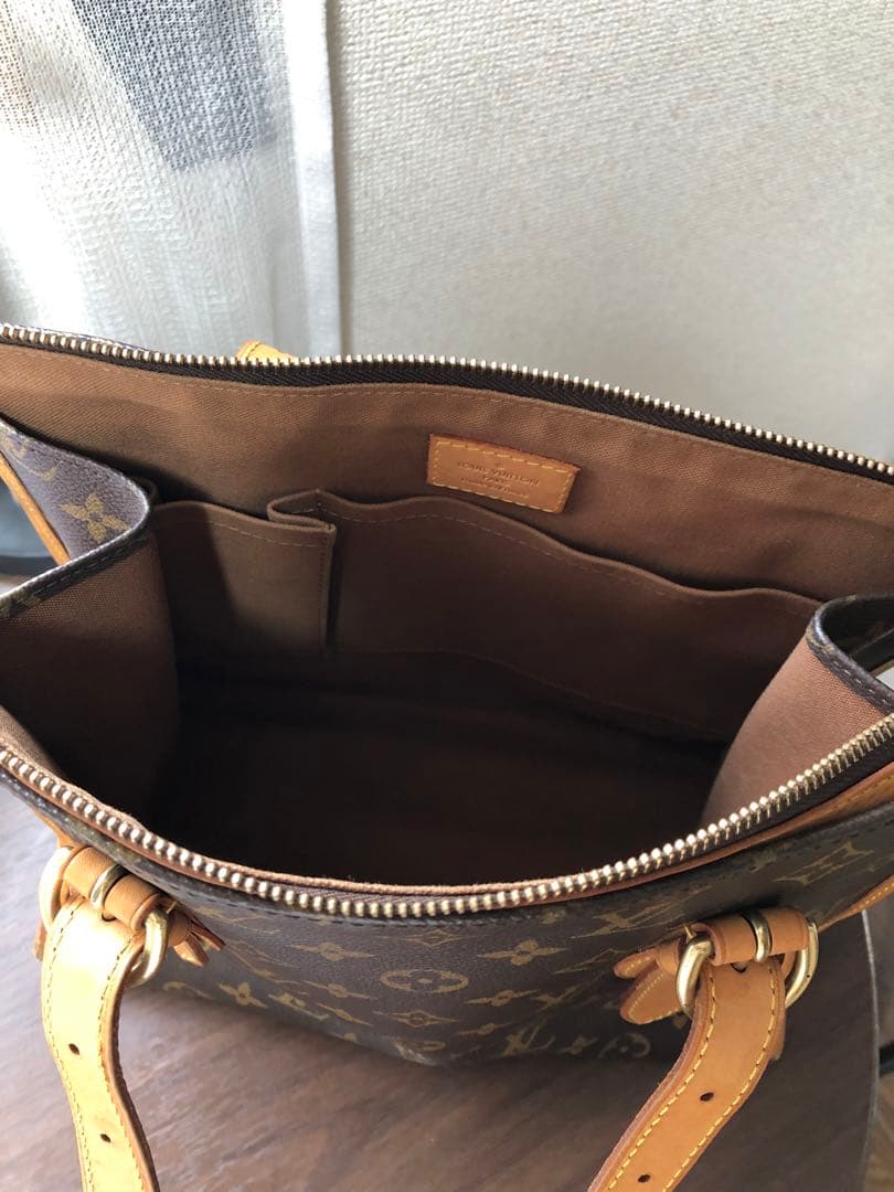 ルイヴィトン（LOUIS VUITTON) ポパンクール・オ