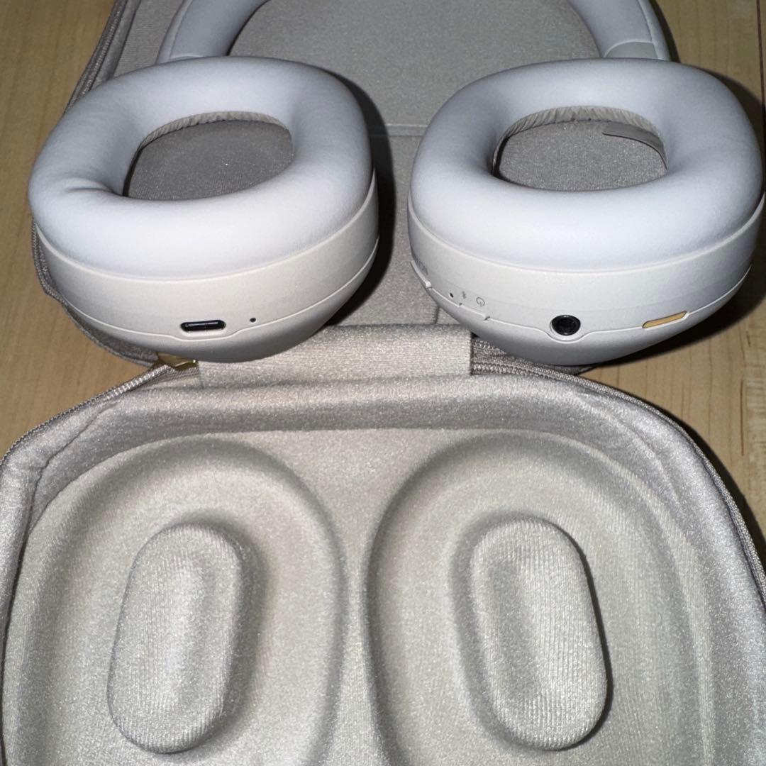 SONY ワイヤレスヘッドホン WH-1000XM5 グレー