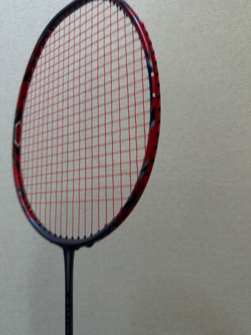 【美品】YONEX100zz クレナイ4u5 アークセイバー11 pro 4u6