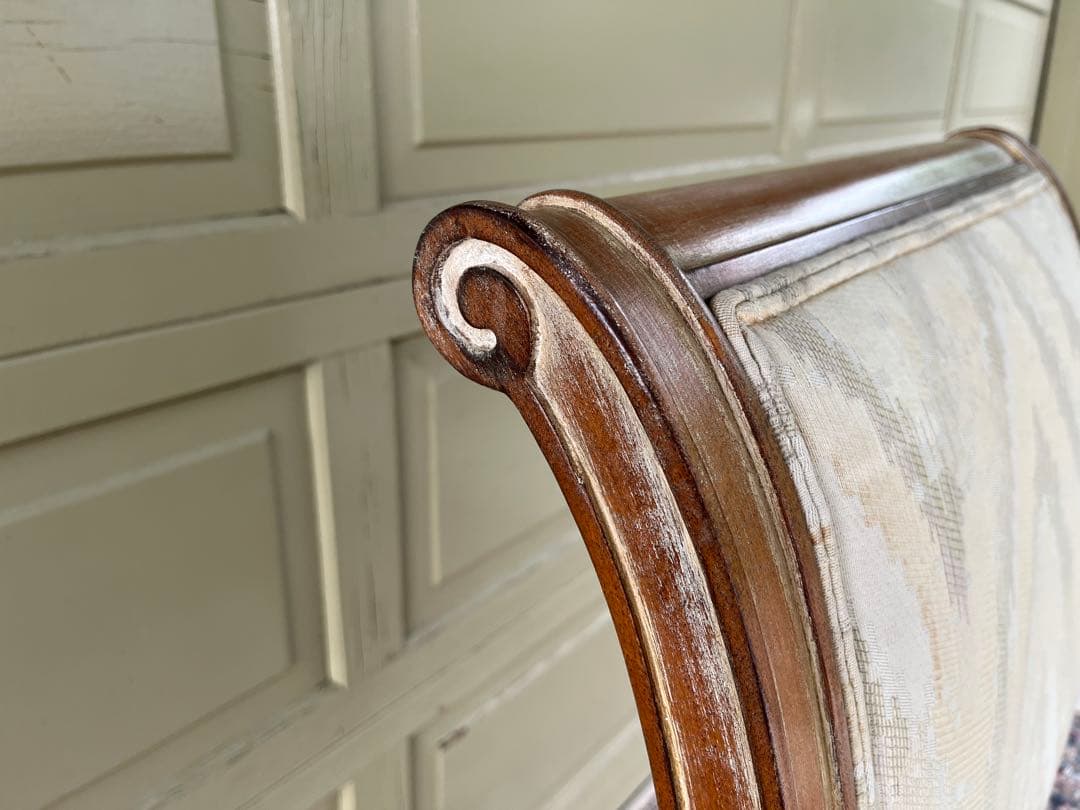 クラシックデザイン ダイニングチェアIDC 大塚家具 BIANCO デカペ塗装