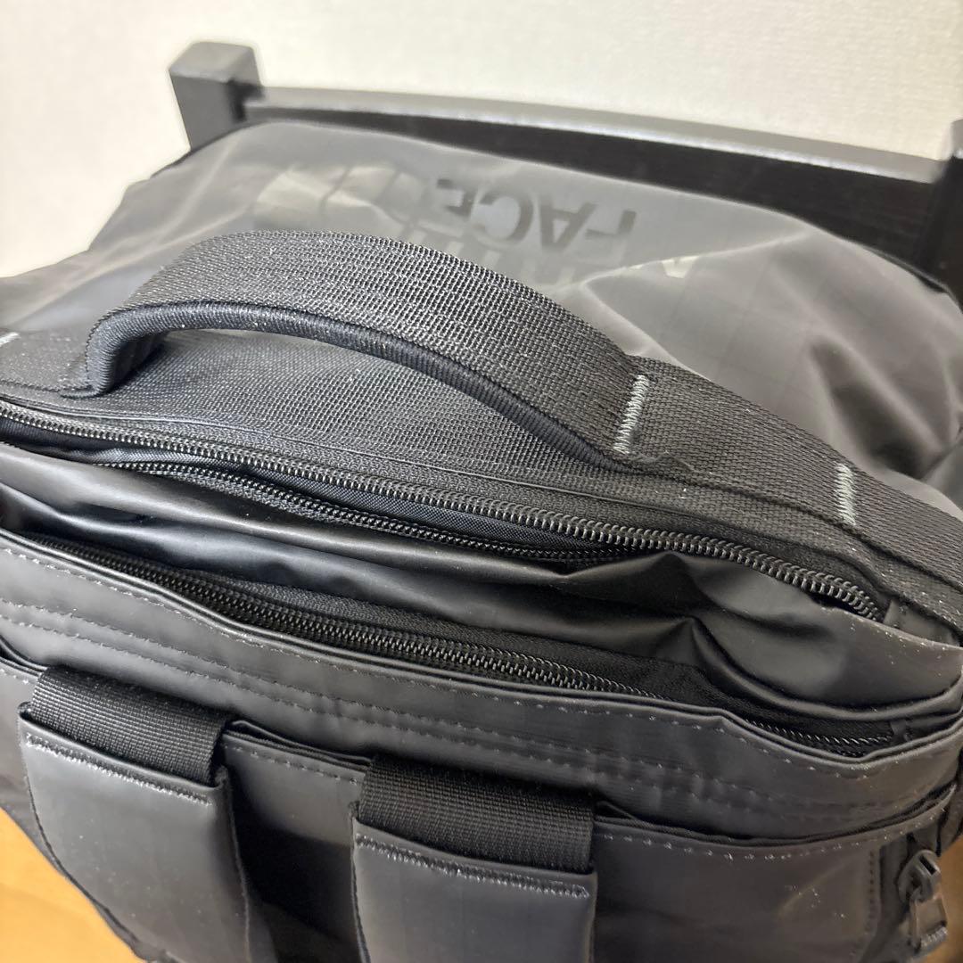 THE NORTH FACE ベースキャンプボイジャーライト 32L