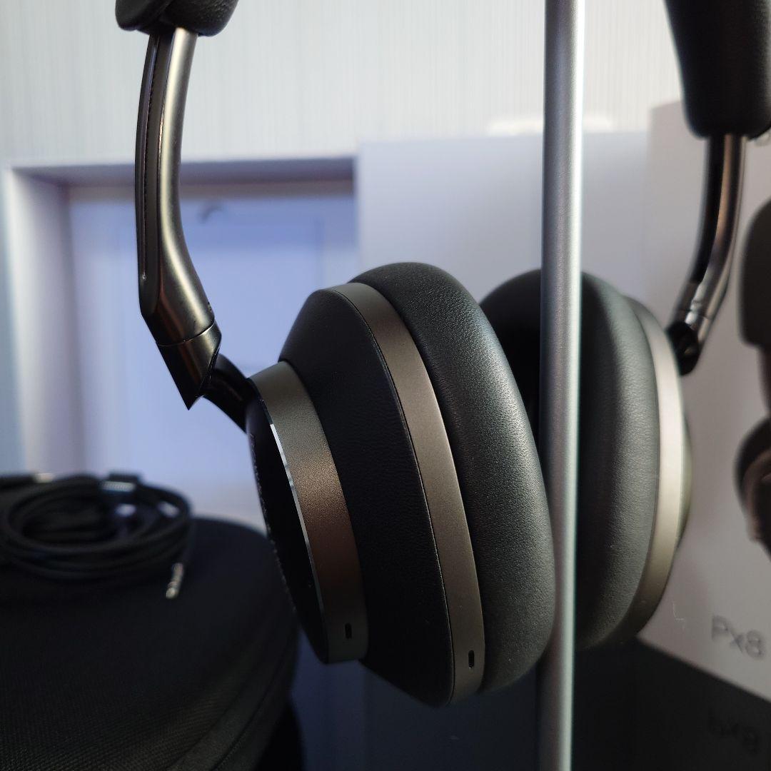 Bowers & Wilkins Px8 ワイヤレスヘッドホン　Px7S3