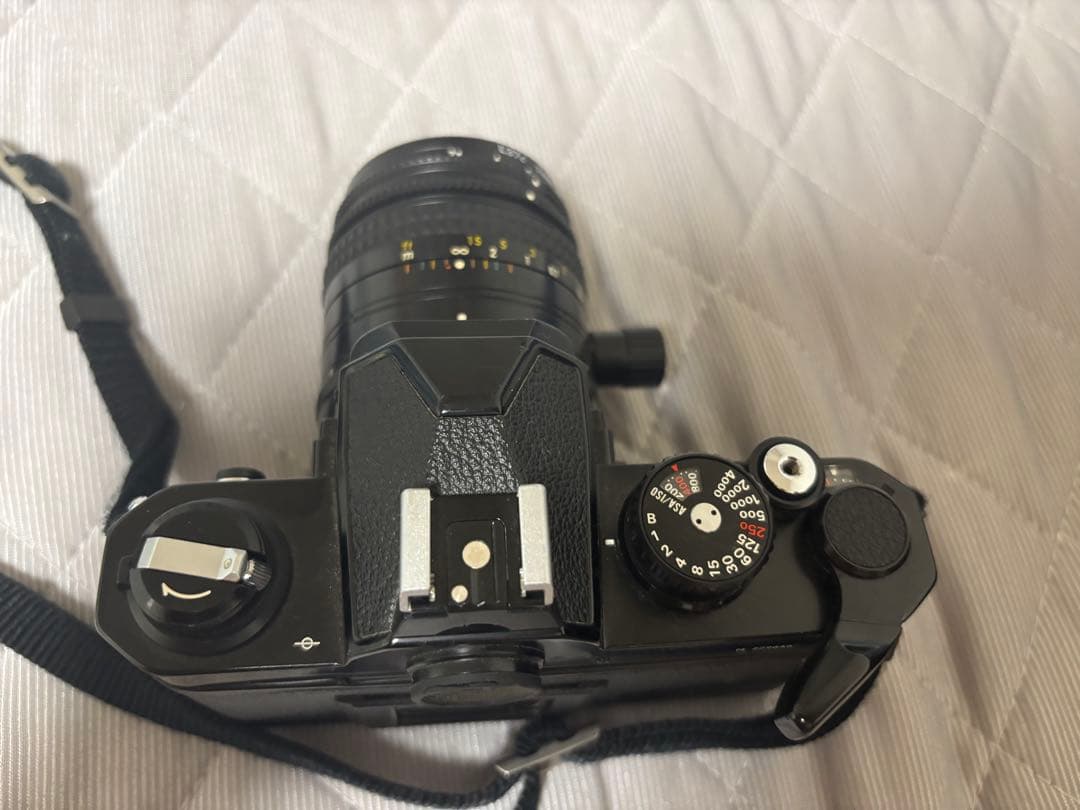 Nikon FM2 フィルム一眼レフカメラ レンズ付き(動作確認済み)