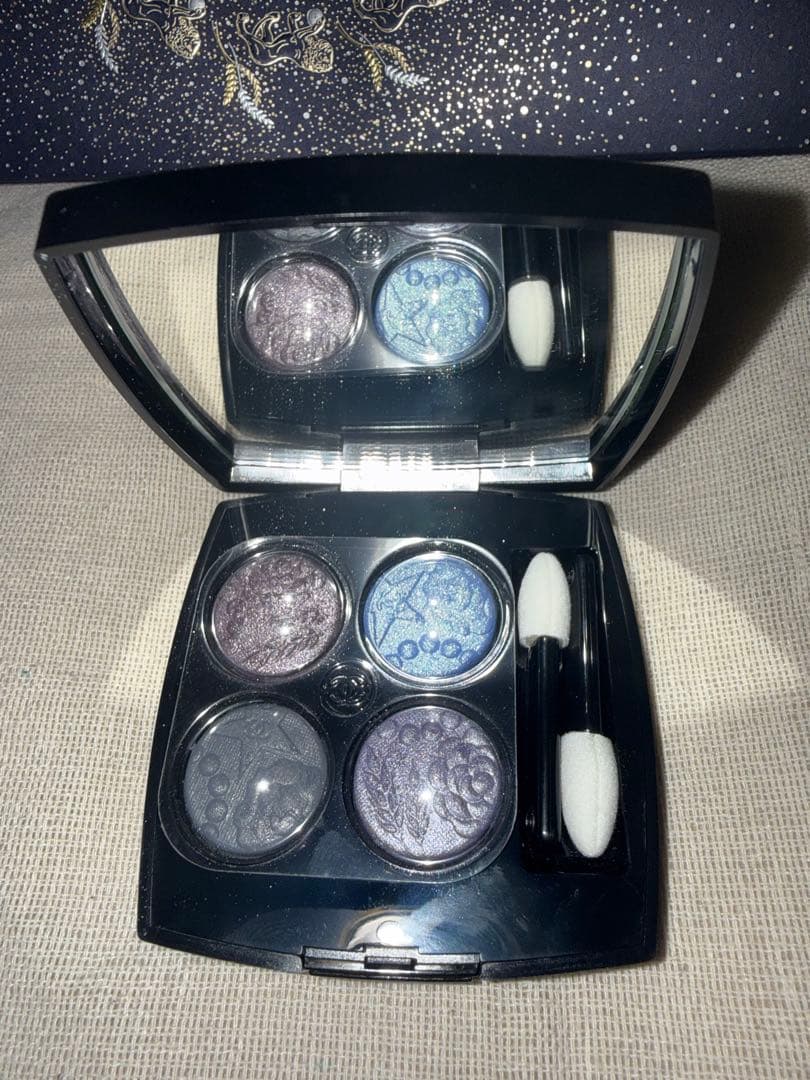 白宇【限定】シャネル レキャトルオンブル 397 ニュイ アストラル