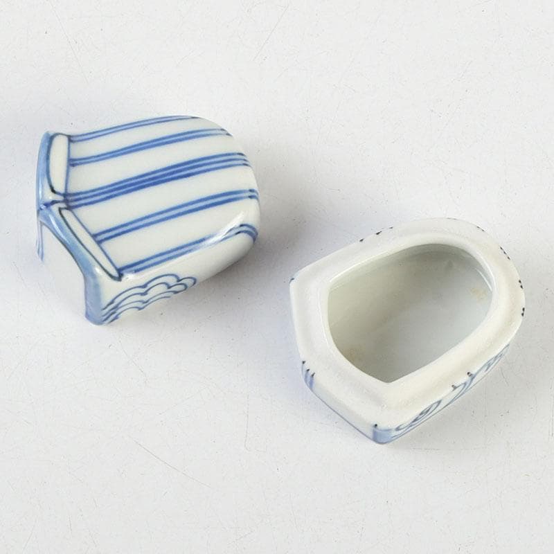 茶道具　平安　昭阿弥造　染付　冠香合　共箱　V　9338