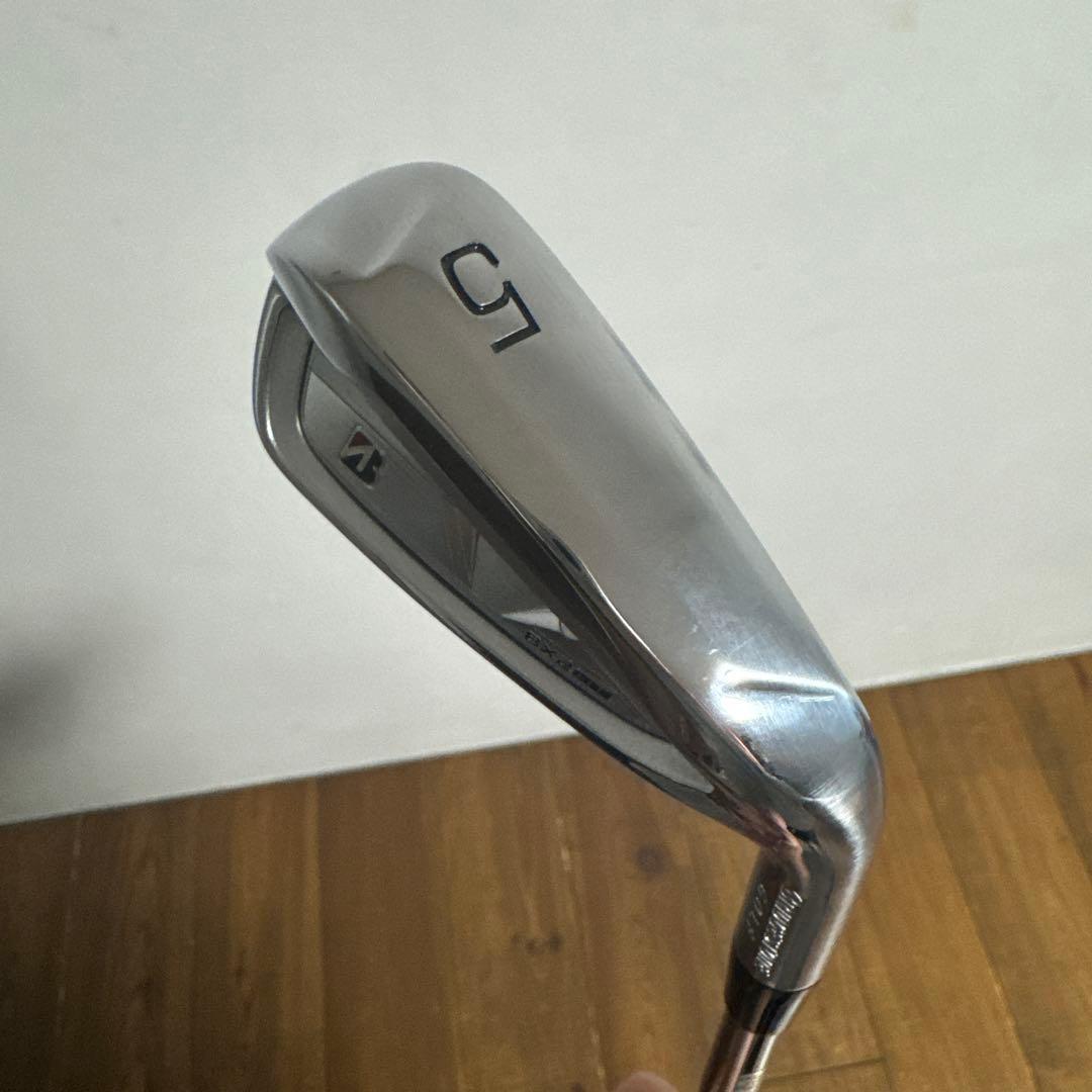ブリヂストン　5番アイアン　BX2HT ダイナミックゴールド　S200