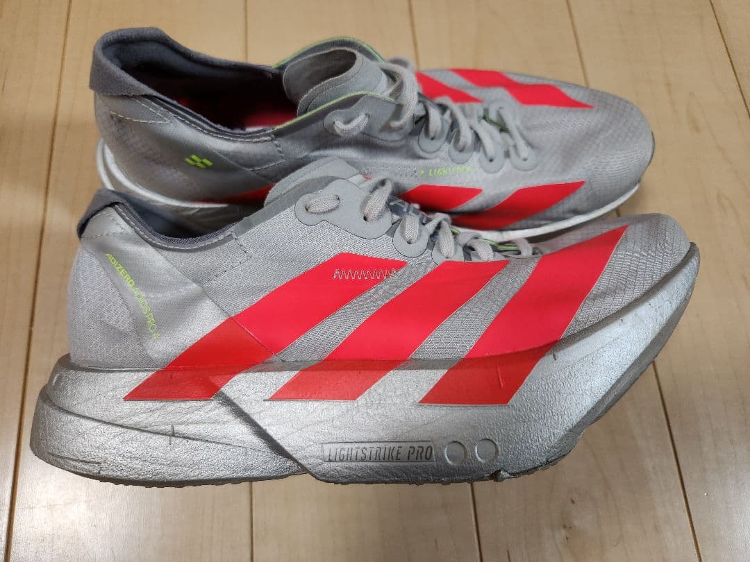 アディゼロ アディオスプロ4　W22.5cm