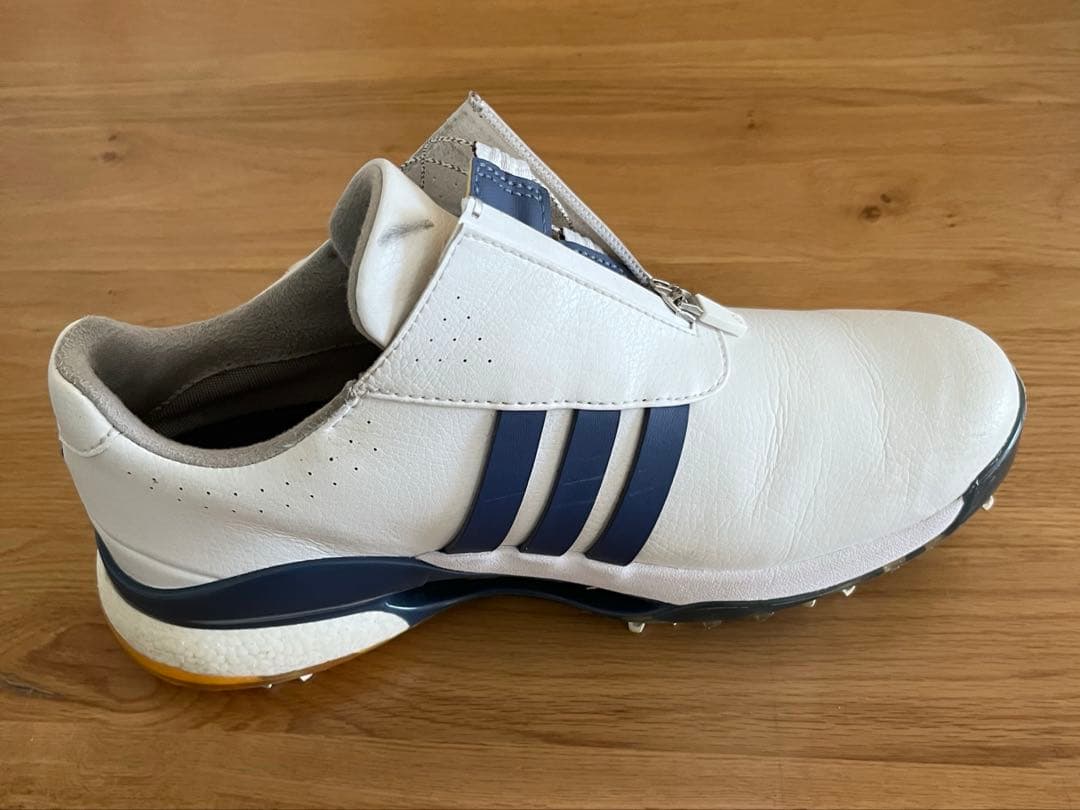 【週末限定値下げ！】 adidas ゴルフシューズ ホワイト BOOST