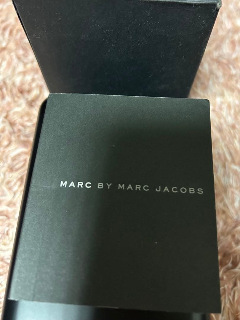 mark by mark jacobs　シルバー　腕時計