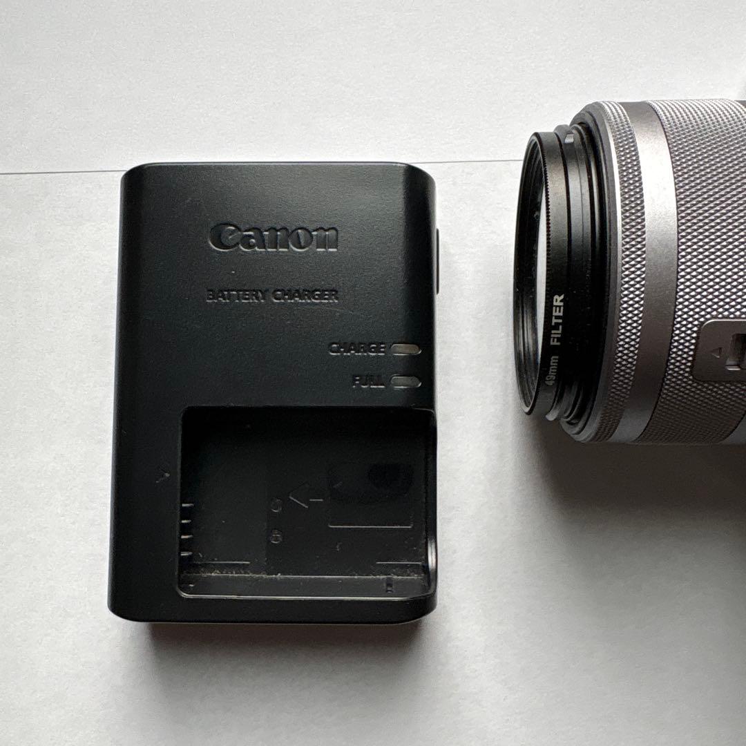 Canon EOS M 100 レンズキット