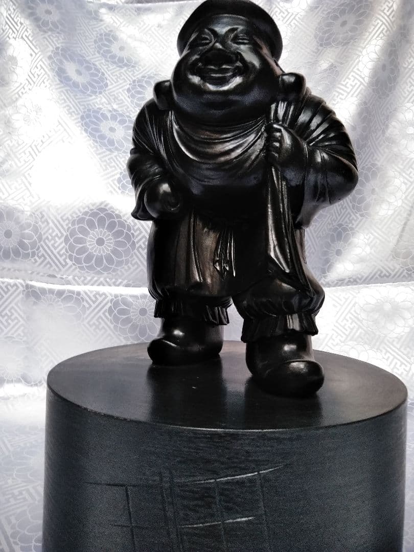 走り大黒天　木彫り