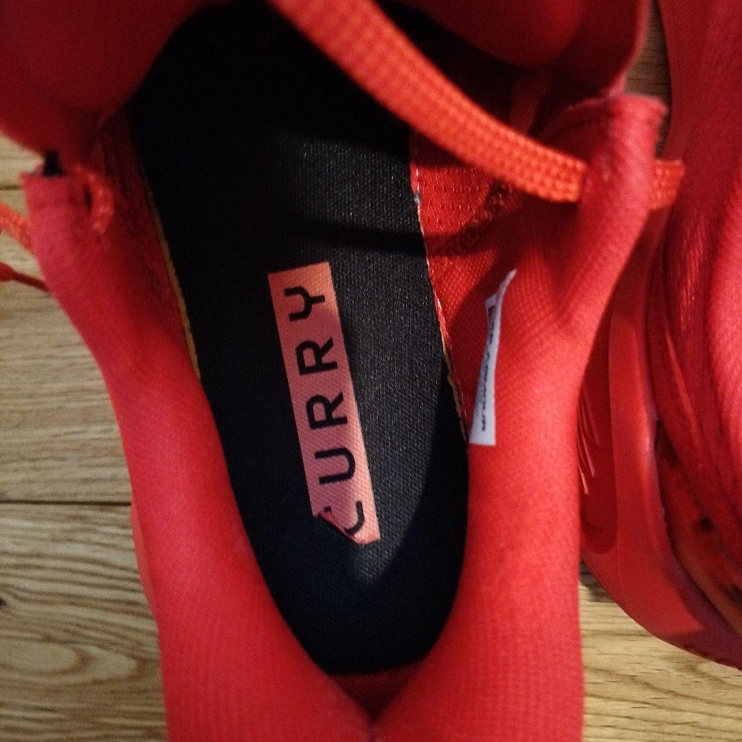 アンダーアーマー　カリー12