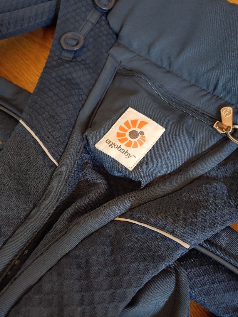 【お値下げ中】ergobaby OMNI breeze 抱っこひも