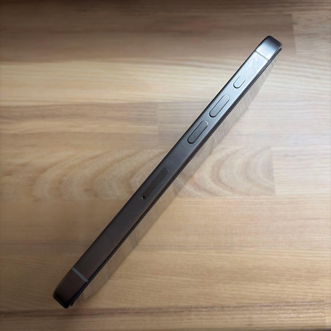 【残量98%】iPhone 15 Pro 512GB / ナチュラルチタニウム