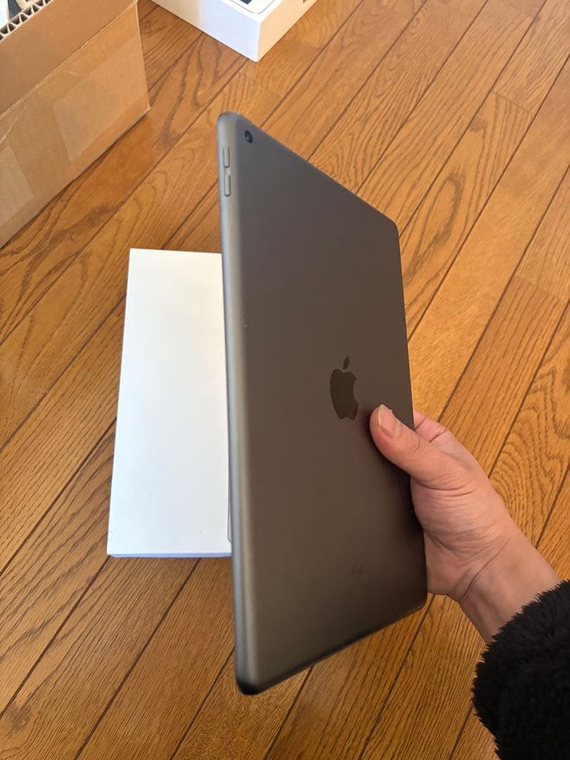 Apple ipad 第7世代 32GB バテッリー容量100%