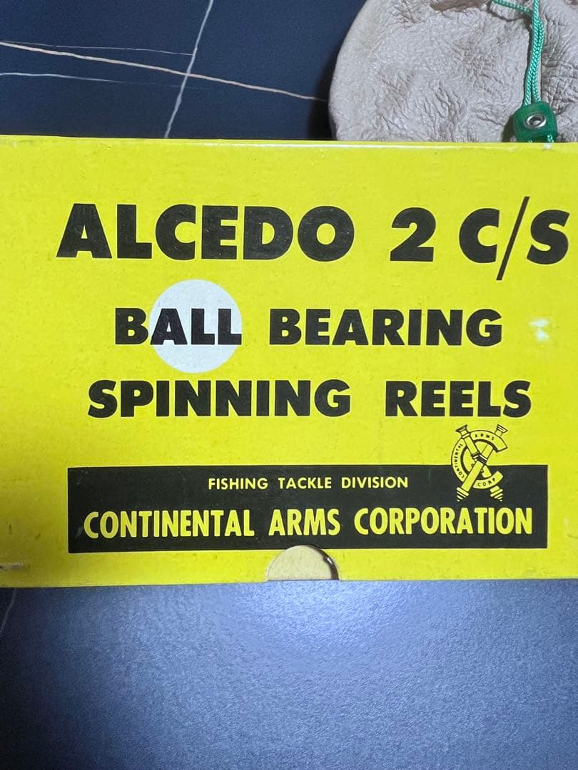 希少アルチェドALCEDO 2C/S スピニングリール 1973年販売イタリア製