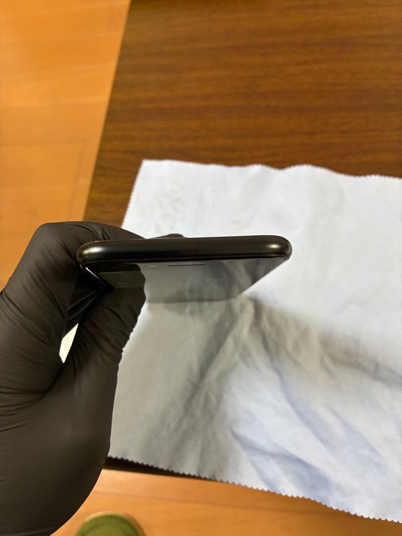 iPhone SE (第3世代) ブラック 本体　SIMロック解除