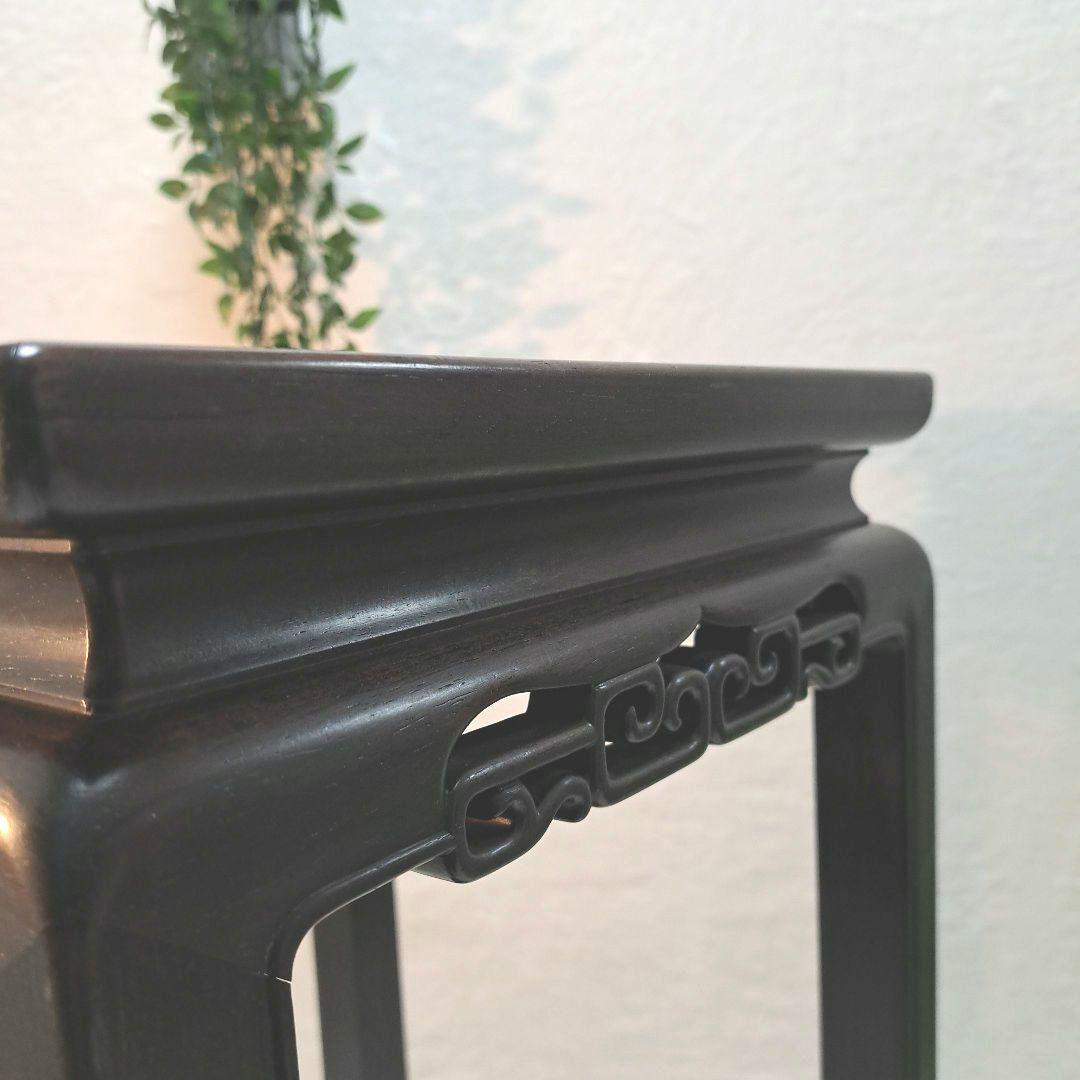 唐木花台　唐木家具　高卓　香炉台　飾り台　透かし彫り　鉄刀木　中国美術