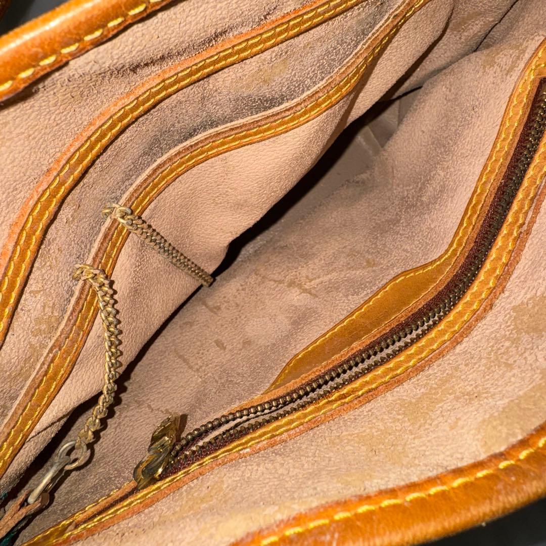 LOUIS VUITTON モノグラム　バケツ型ショルダーバッグ