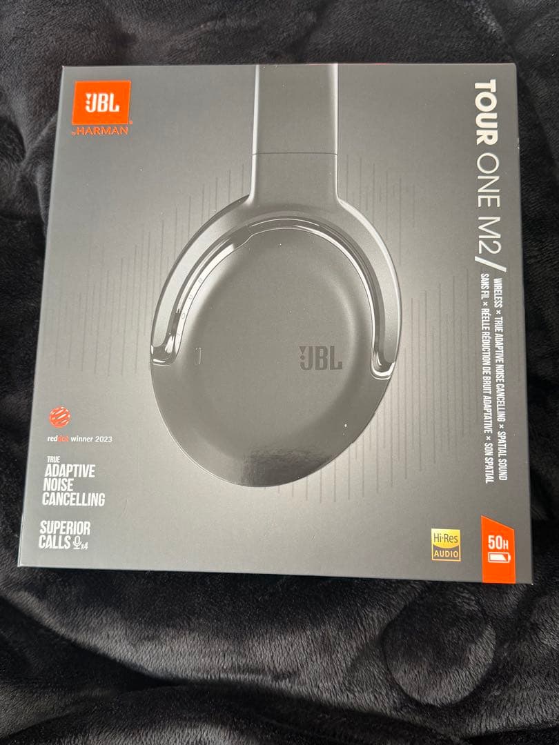 ✨極美品✨JBL TOUR ONE M2 ブラック（ワイヤレスヘッドホン)