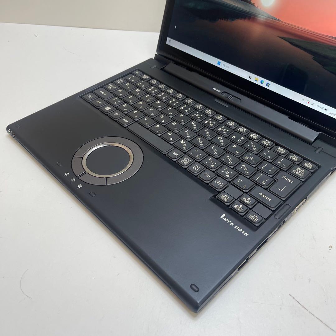#272 Panasonic CF-XZ6 タブレットi5-7300U 8GB