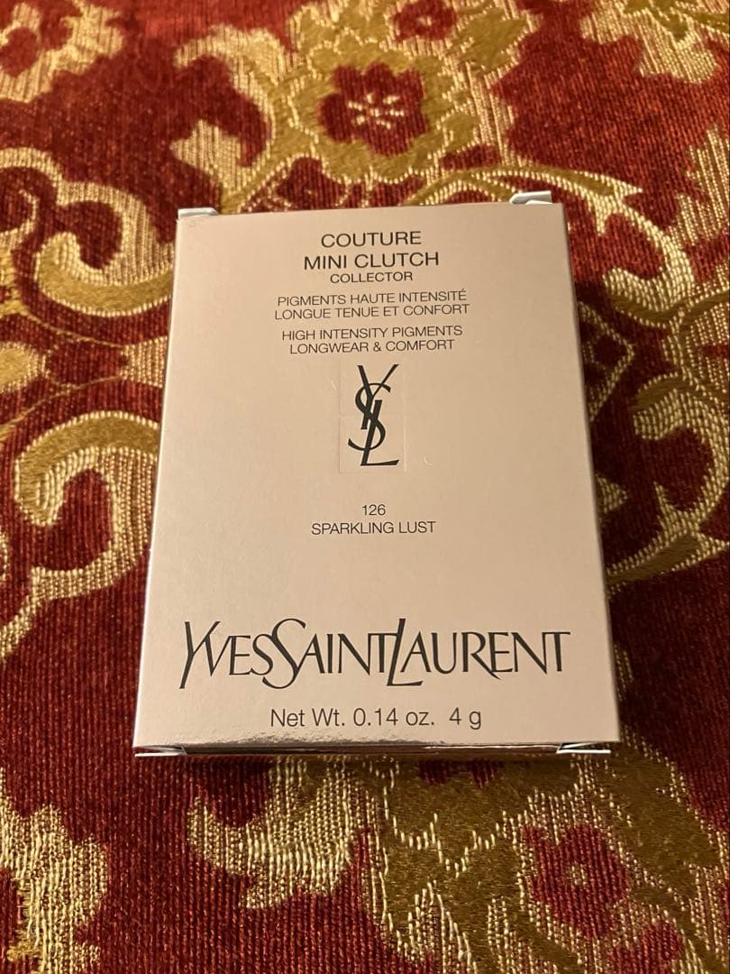 イブサンローランクチュール ミニ クラッチ限定品 126 スパークリング 新品