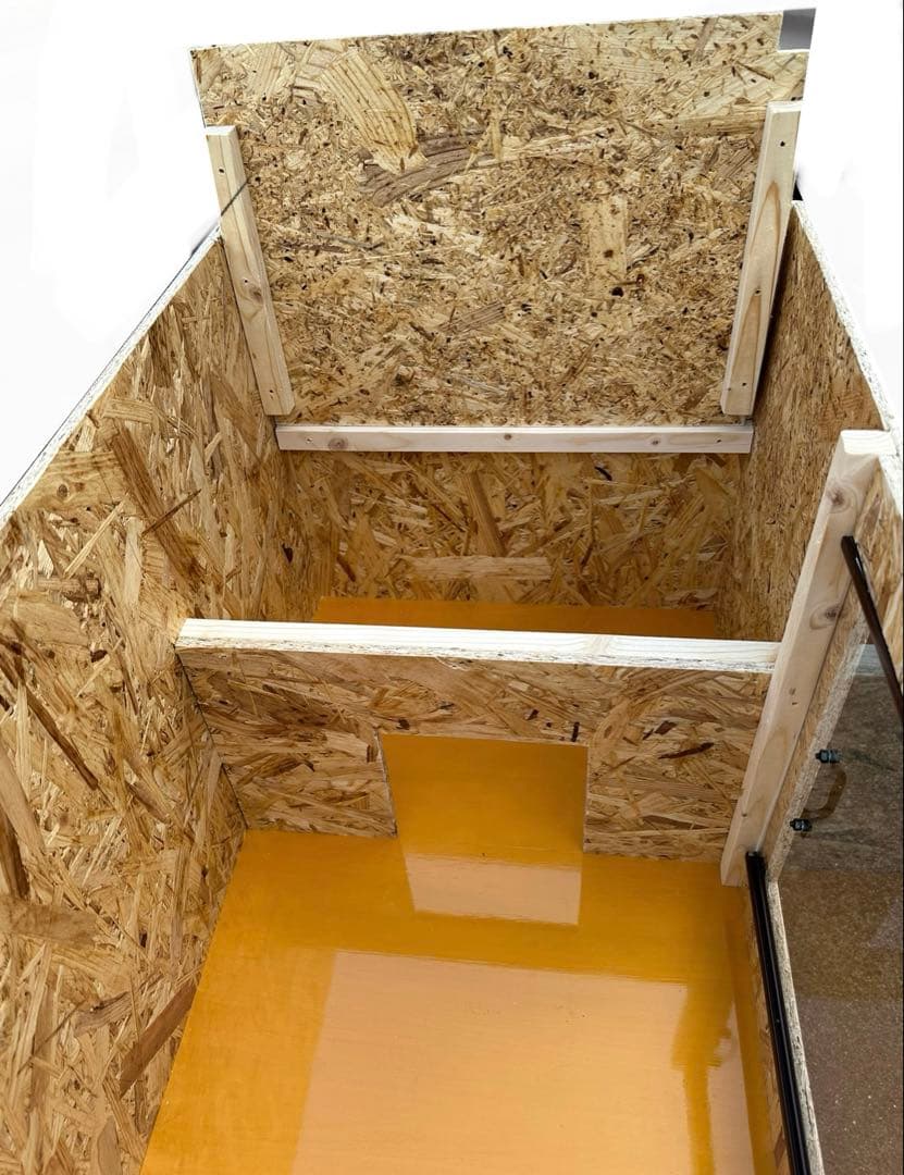 隠れ家付き　爬虫類ケージ