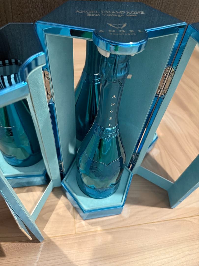エンジェルシャンパン ヴィンテージ2005 ブルー