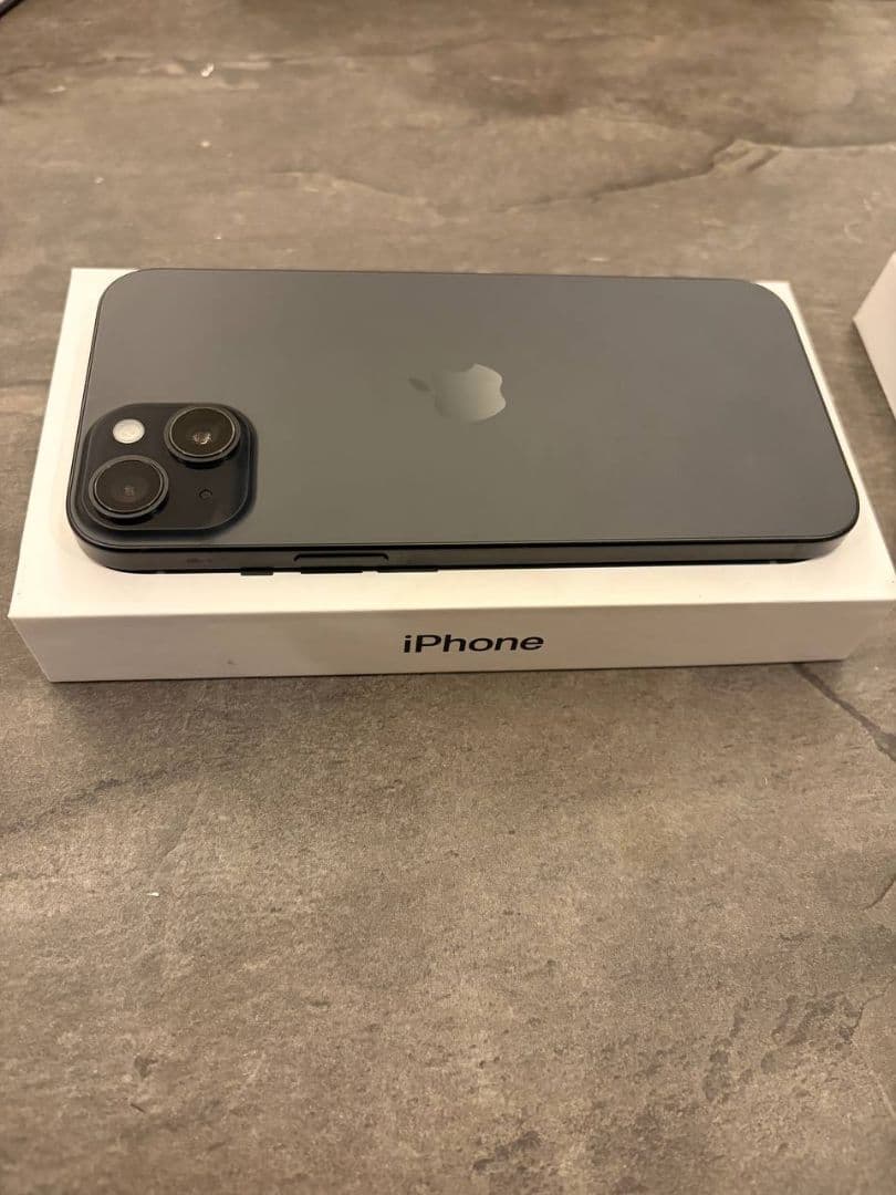 即日発送【美品】iPhone15plus 128GB ブラック