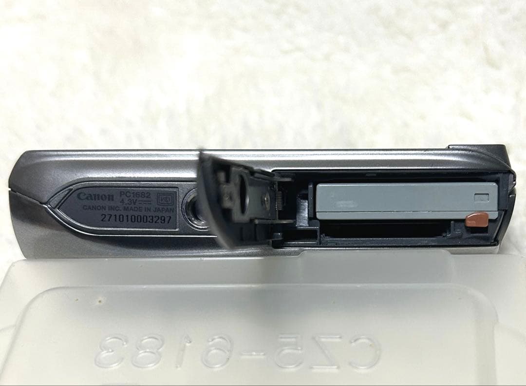 美品　キャノン　Canon IXY 32S コンパクトデジタルカメラ　シルバー